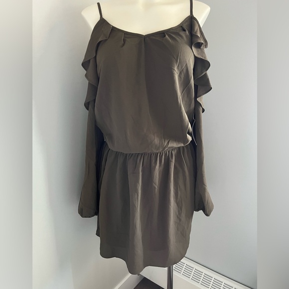 Dex Clover Green Trefle Vert Off shoulder Top Dress Skirt - Picture 2 of 5